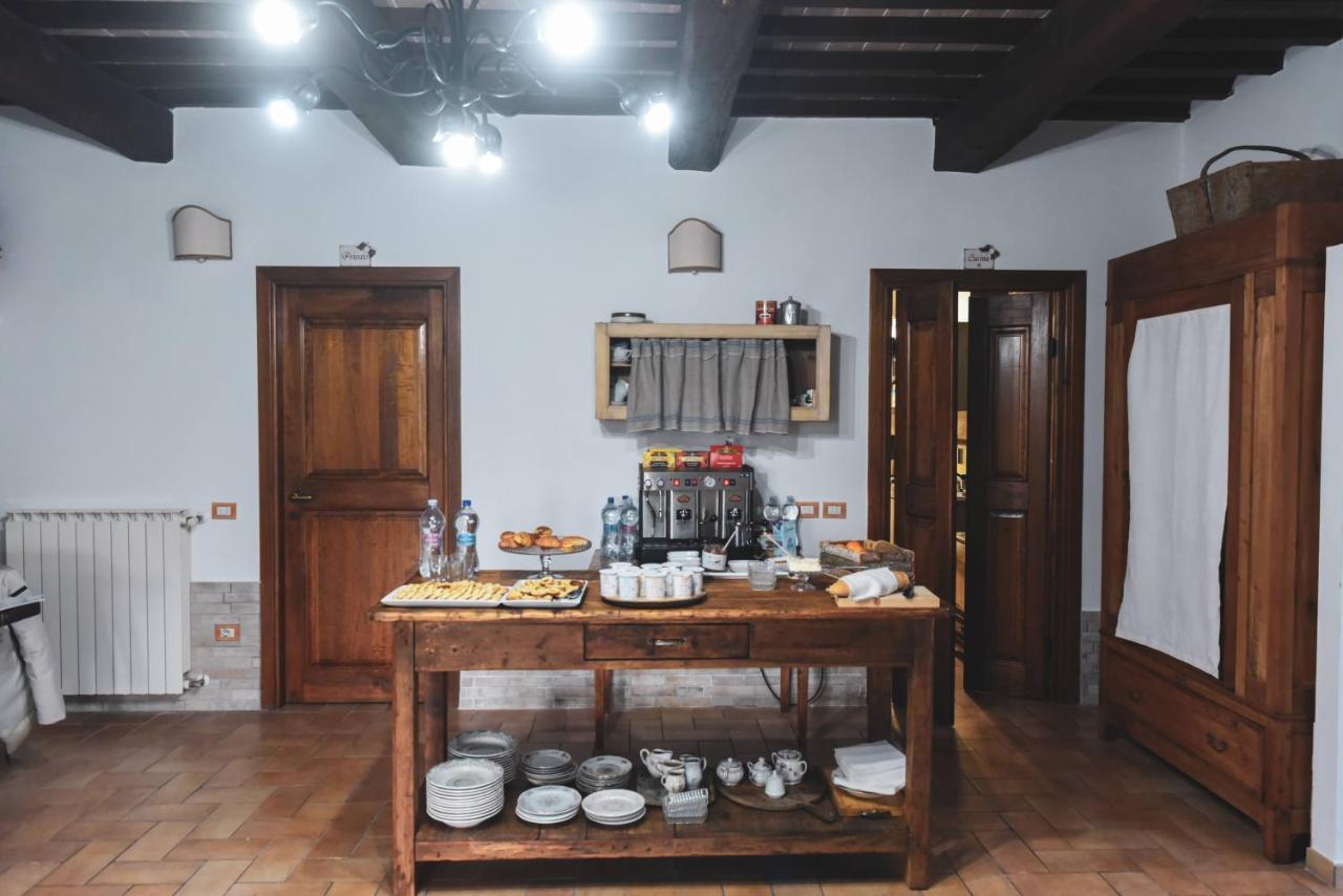 Agriturismo Ponte Di Riocchio Губбіо Екстер'єр фото